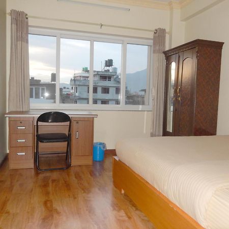 Shine Homestay Famille Francophone - Shine Home And Apartment Katmandu Zewnętrze zdjęcie