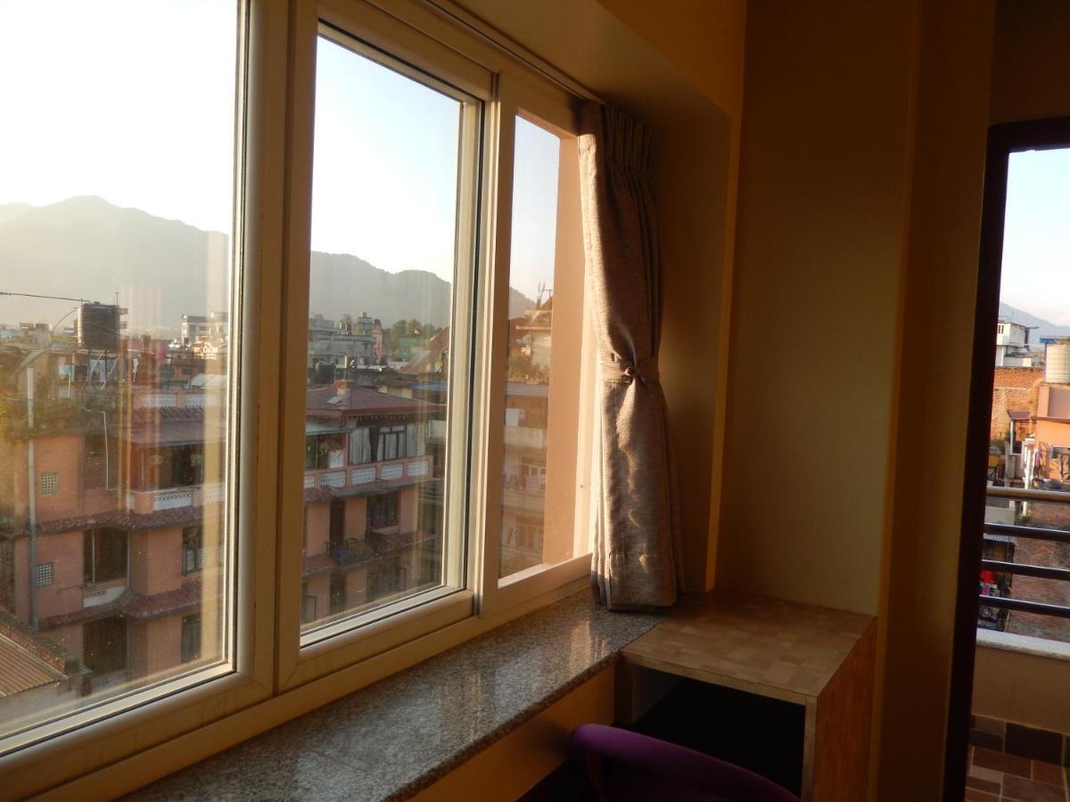 Shine Homestay Famille Francophone - Shine Home And Apartment Katmandu Zewnętrze zdjęcie