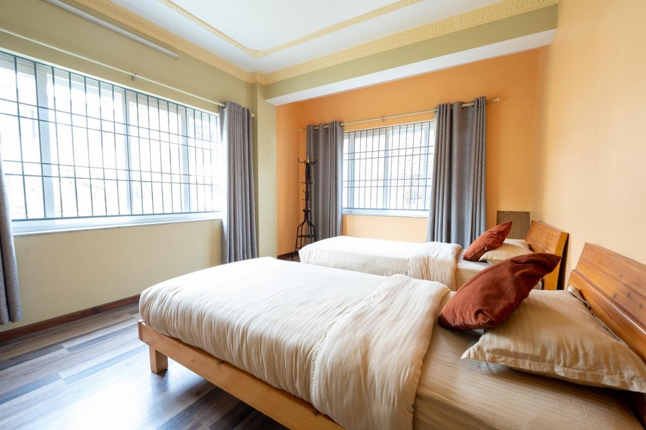 Shine Homestay Famille Francophone - Shine Home And Apartment Katmandu Zewnętrze zdjęcie