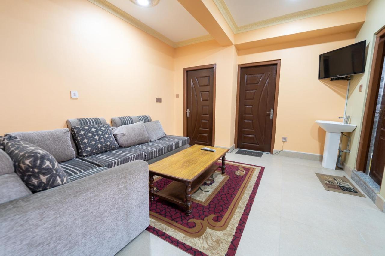 Shine Homestay Famille Francophone - Shine Home And Apartment Katmandu Zewnętrze zdjęcie