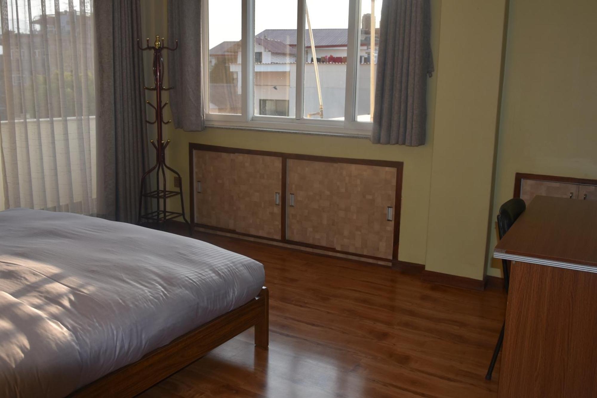 Shine Homestay Famille Francophone - Shine Home And Apartment Katmandu Zewnętrze zdjęcie