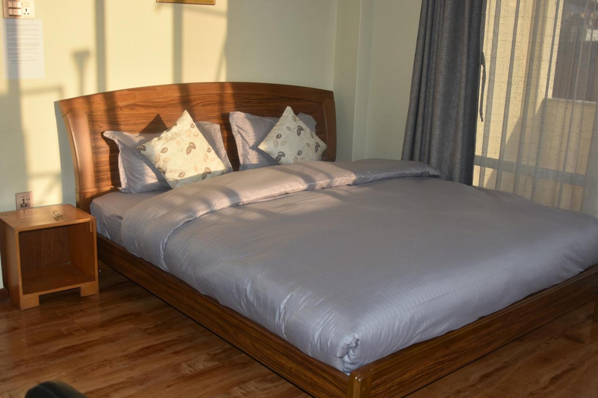 Shine Homestay Famille Francophone - Shine Home And Apartment Katmandu Zewnętrze zdjęcie
