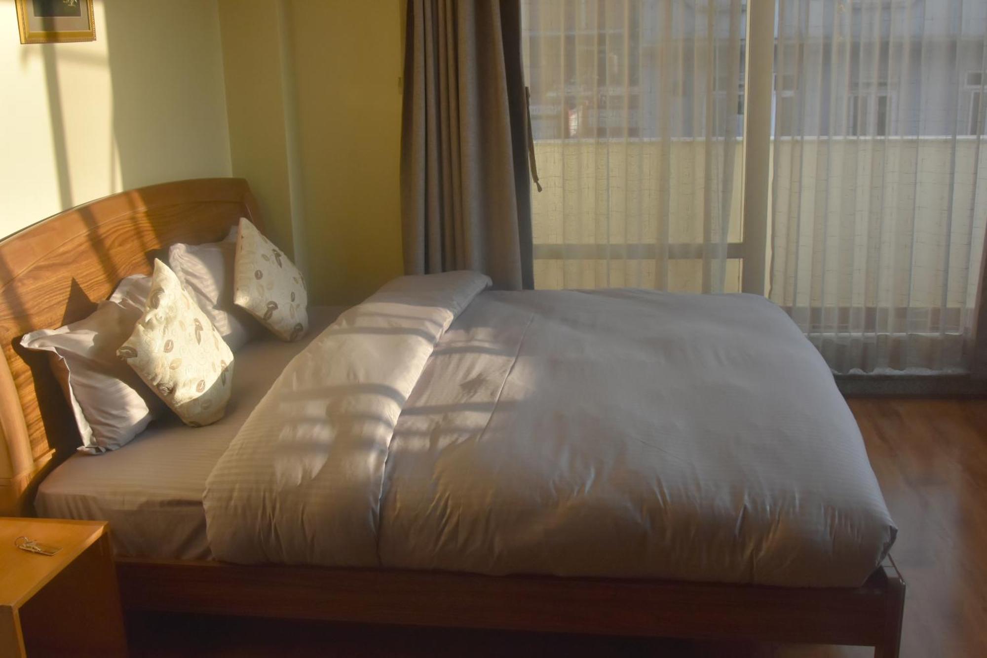 Shine Homestay Famille Francophone - Shine Home And Apartment Katmandu Zewnętrze zdjęcie